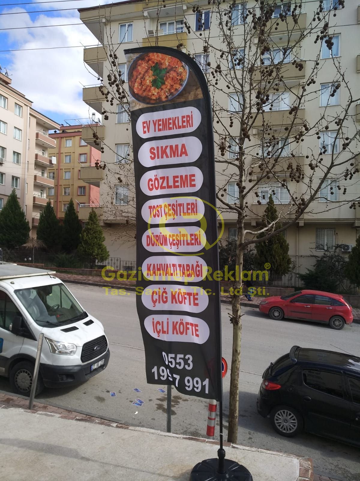 Açık Hava Dayanıklı Portatif Yelken Bayrak Reklamı