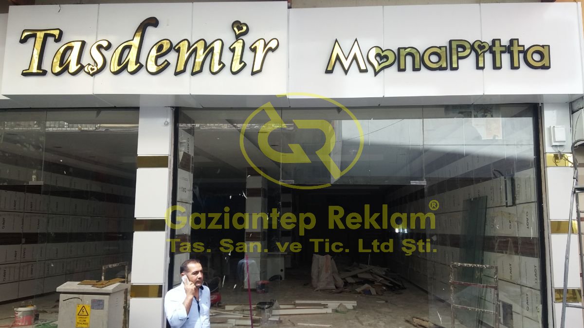 Altın Aynalı Harf Tabela