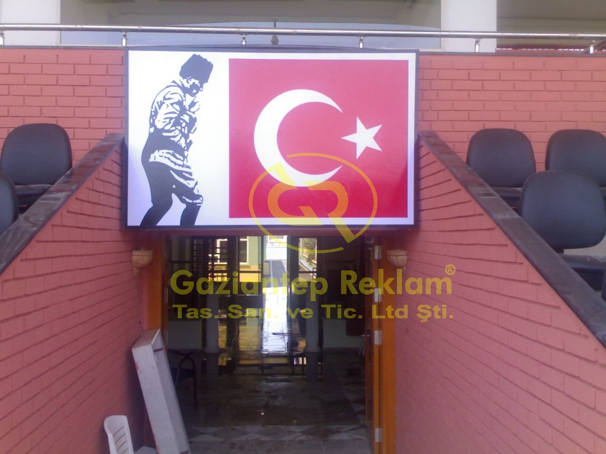 Atatürk Silüetli Işıklı Pleksiglas yüzeyli Pano