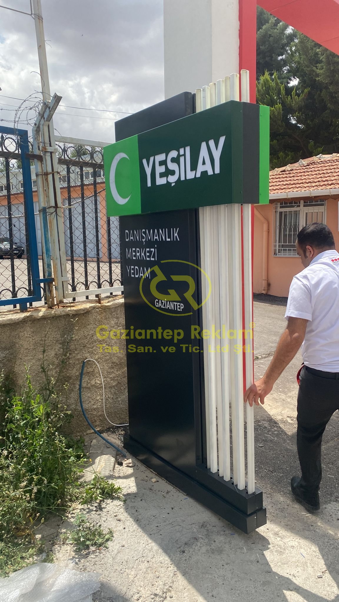 Dekoratif  Pilon Anıt Tabela İmalatı