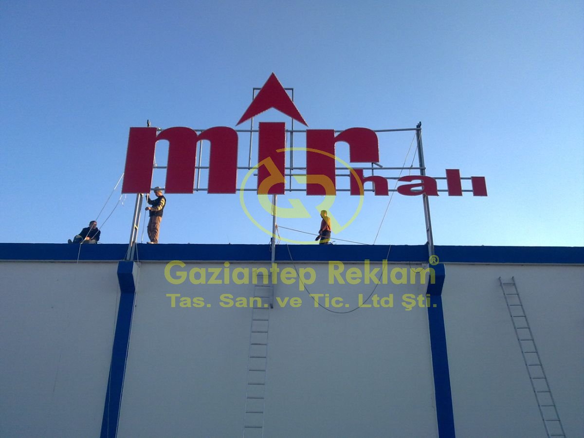 Dev Kurumsal Kutu Harf Çatı Tabelası Montajı