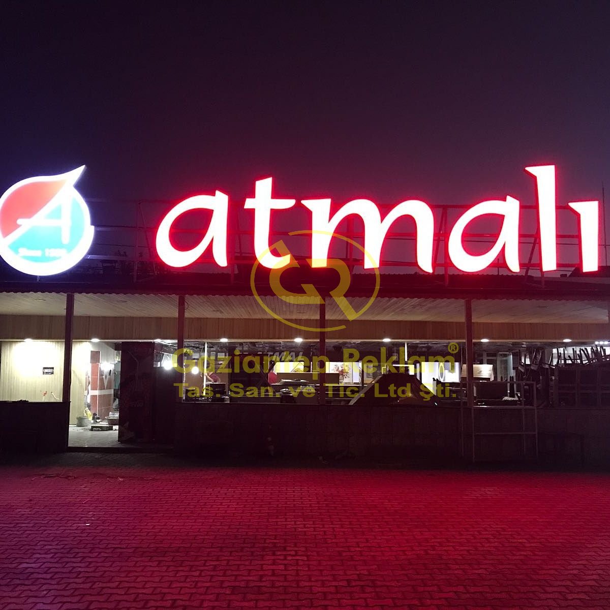 Dikkat Çekici Kırmızı LED Işıklı Kutu Harf Tabela