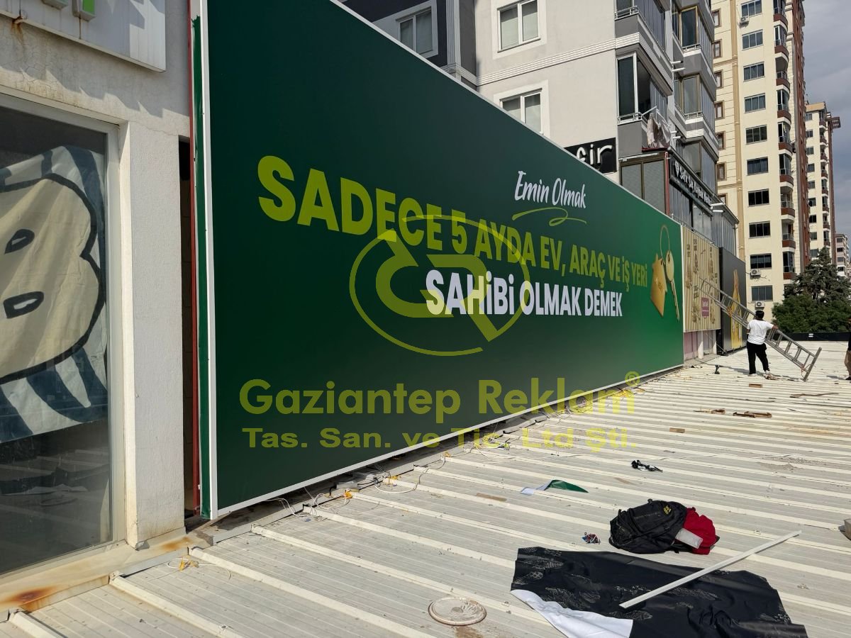 Geniş Formatlı Lightbox (Led Box) Cephe Reklam Uygulaması