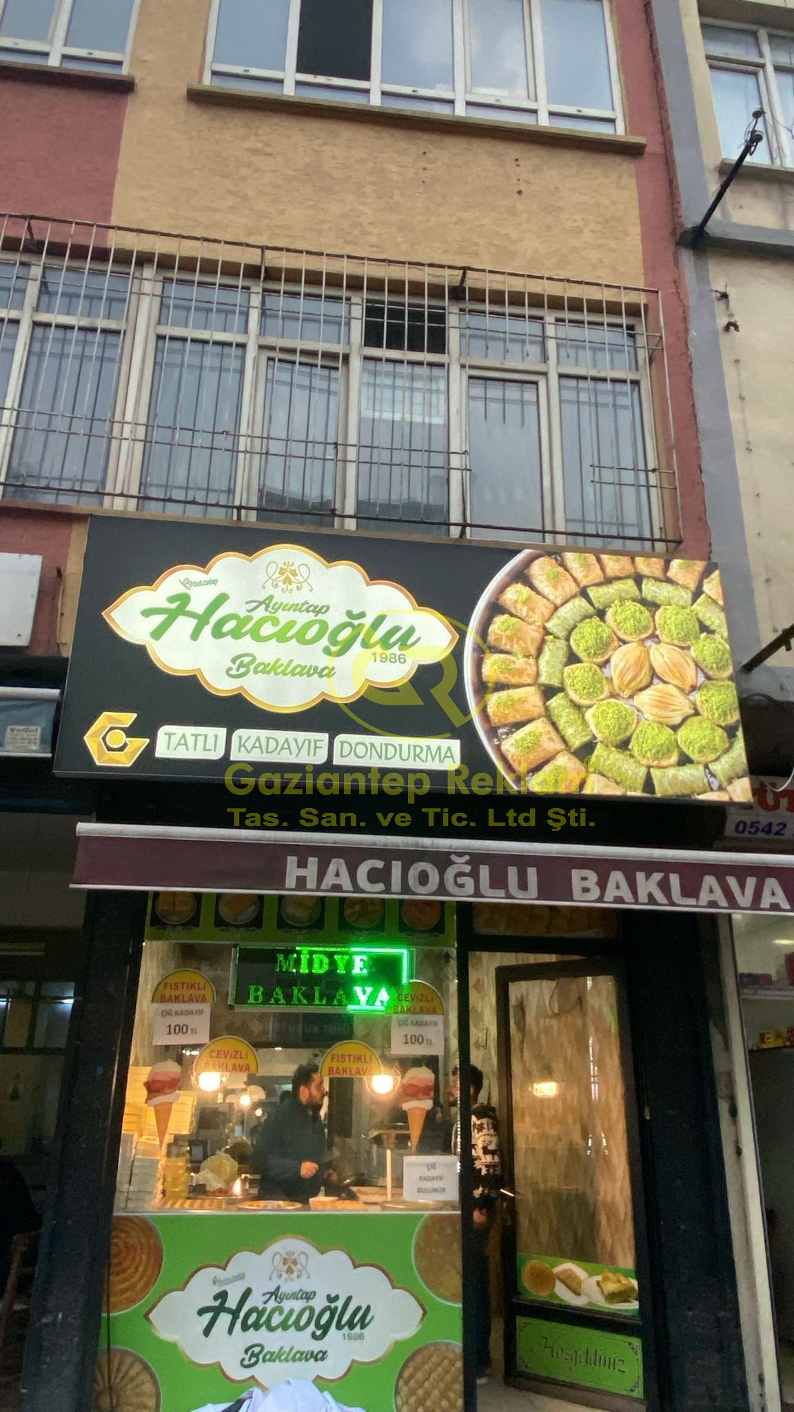 Hacıoğlu Baklava Işıklı Tabela İncelemesi