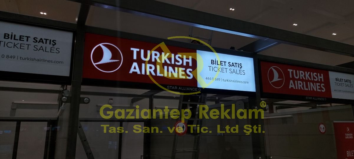 İç Mekan LED Aydınlatmalı Profesyonel Pleksi Kasa Tabela