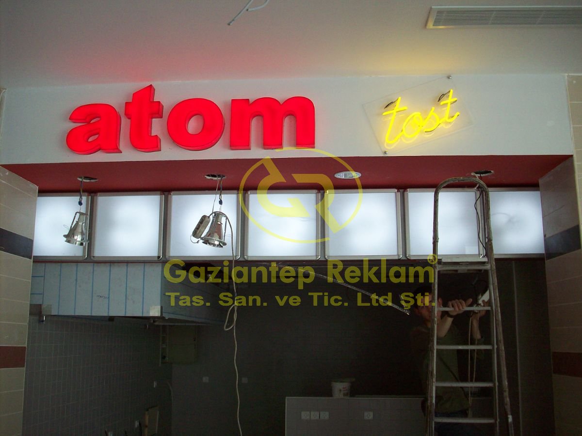 Kırmızı Pleksi Kutu Harf ve LED Neon Çözümleri