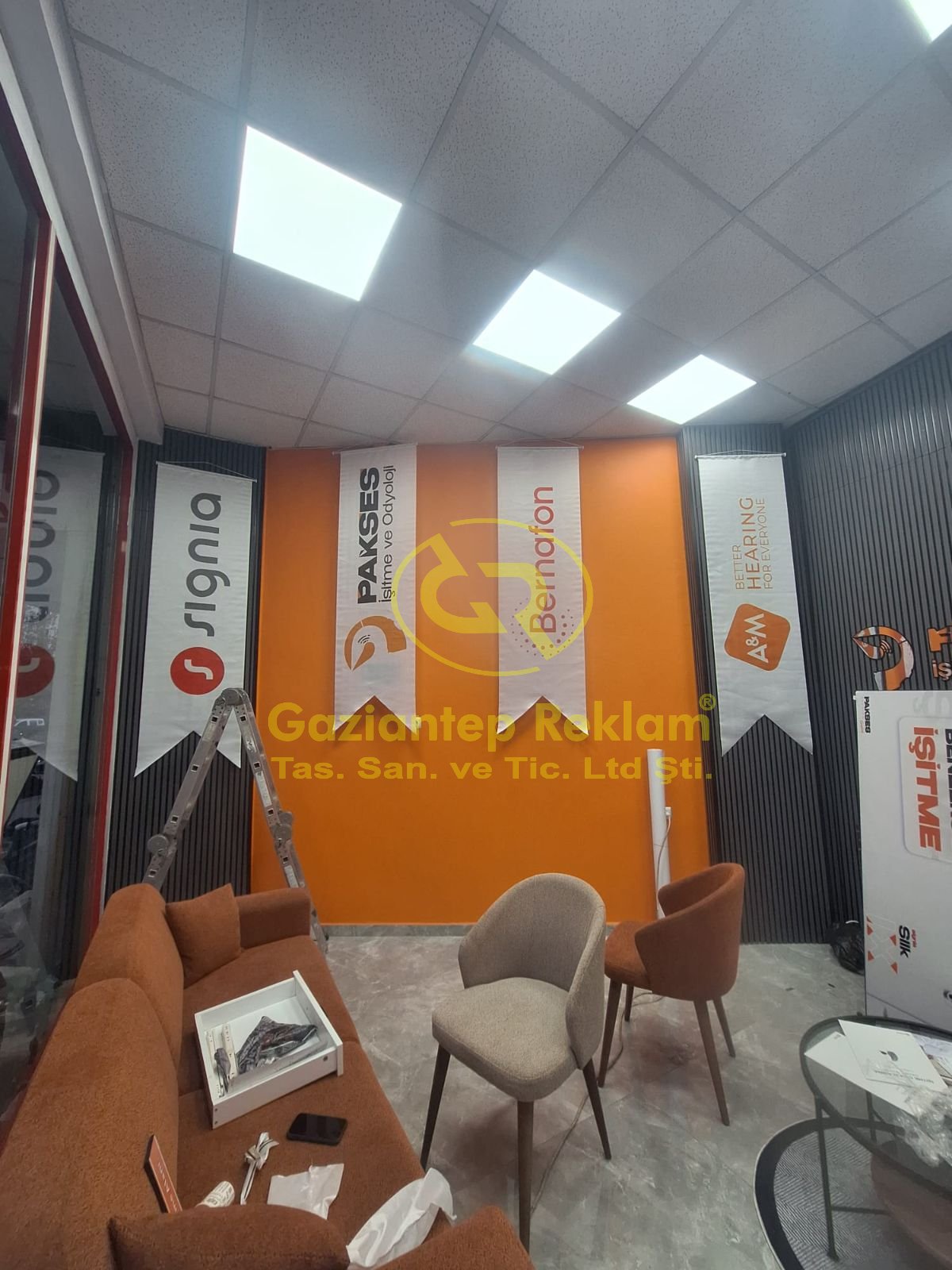 Kurumsal İç Mekan Kırlangıç Bayrak Çözümleri