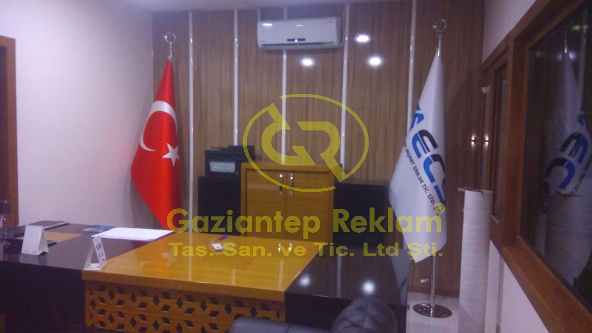 Kurumsal İç Mekan Makam ve Ofis Bayrakları