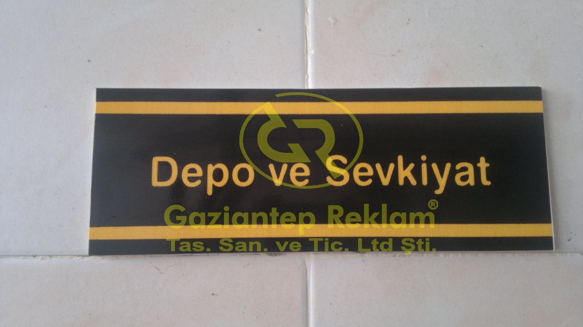 Kurumsal İç Mekan Yönlendirme İsimlik Çözümleri