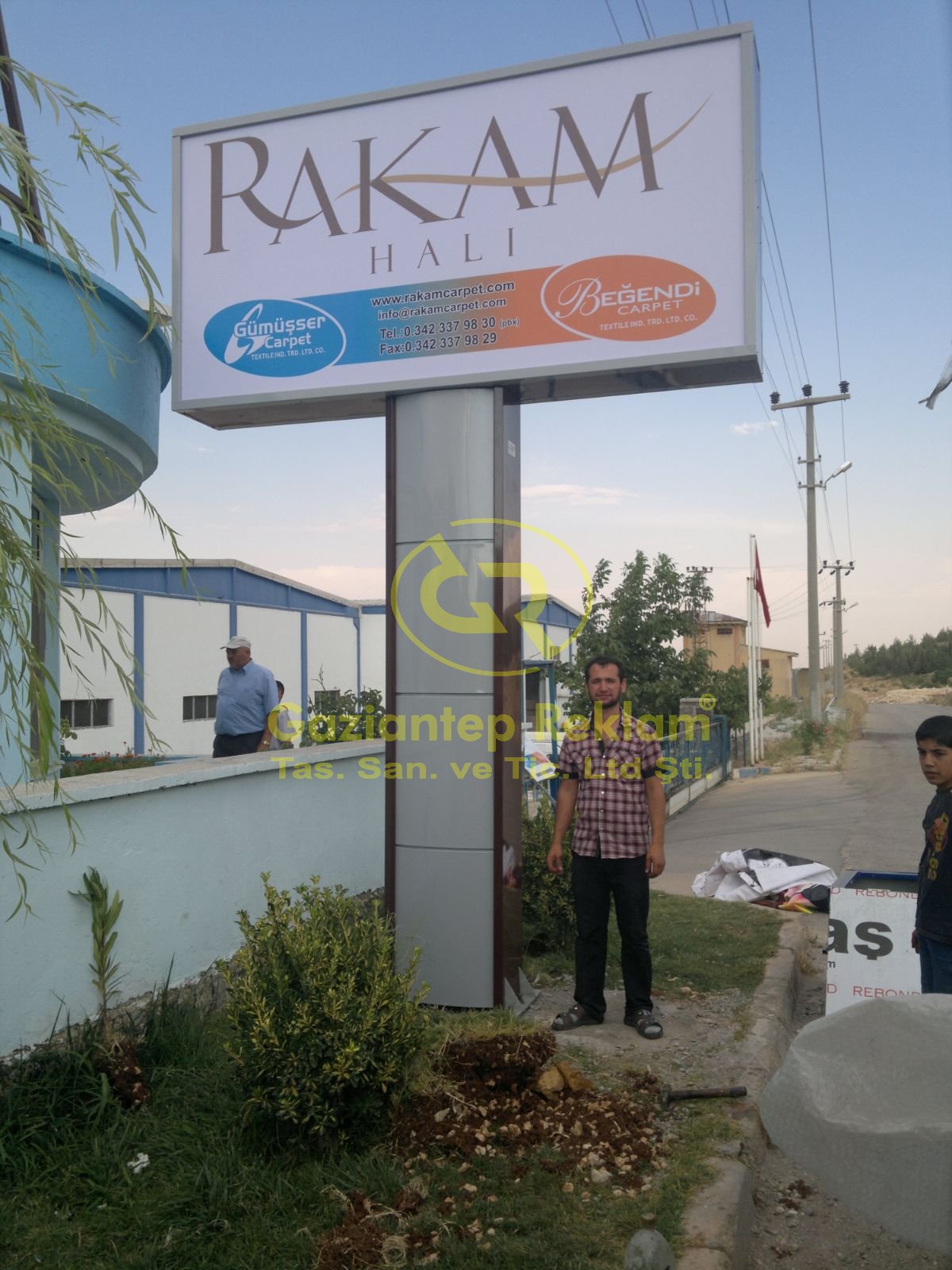 Kurumsal Kompozit Kaplamalı Işıklı Totem Tabela