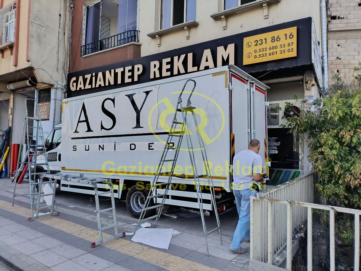 Kurumsal Mobil Reklam Araç Kaplama Çözümleri
