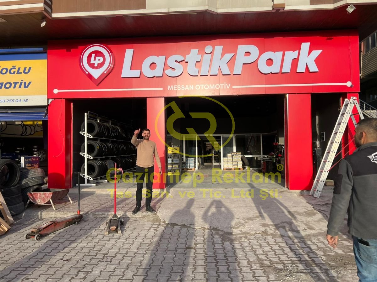 LastikPark | LED Aydınlatmalı Kurumsal Cephe Tabela Uygulaması