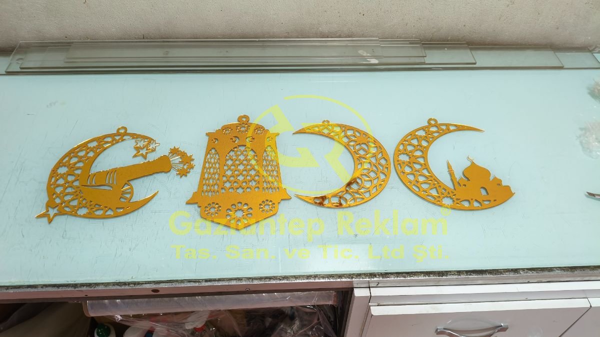 Lazer Kesim Altın Aynalı Dekoratif Ramazan Süsleri