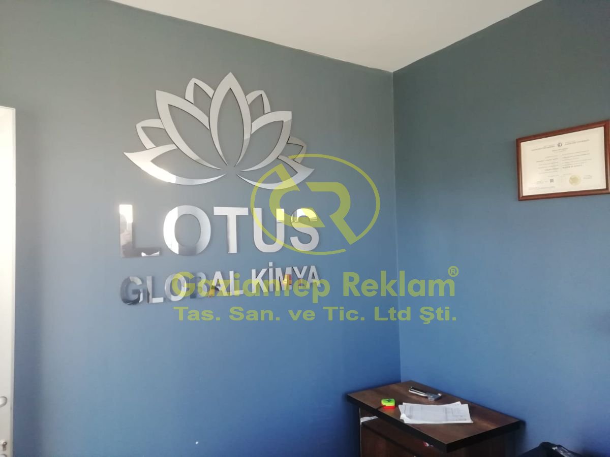 Lotus Global Kimya Aynalı Pleksi Sekreterya Panosu