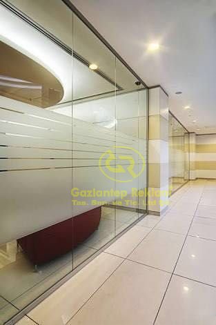 Modern Ofis Cam Bölmeleri Çizgili Kumlama Folyo Kaplama