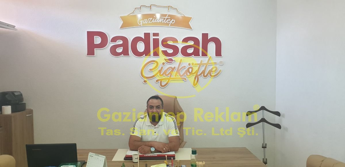 Padişah Çiğköfte Ofis Girişi 3D Pleksi Duvar Logosu