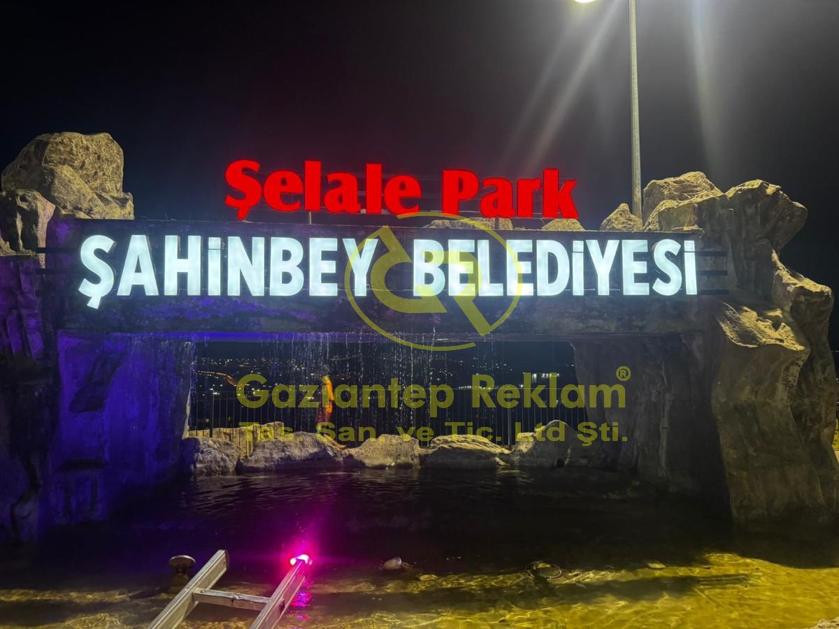 Parklar için LED Işıklı Pleksi Kutu Harf Tabela