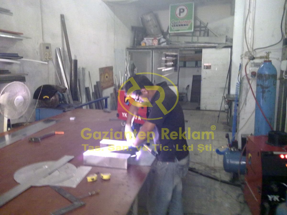Paslanmaz Kutu Harf Tabela Üretim Aşamaları