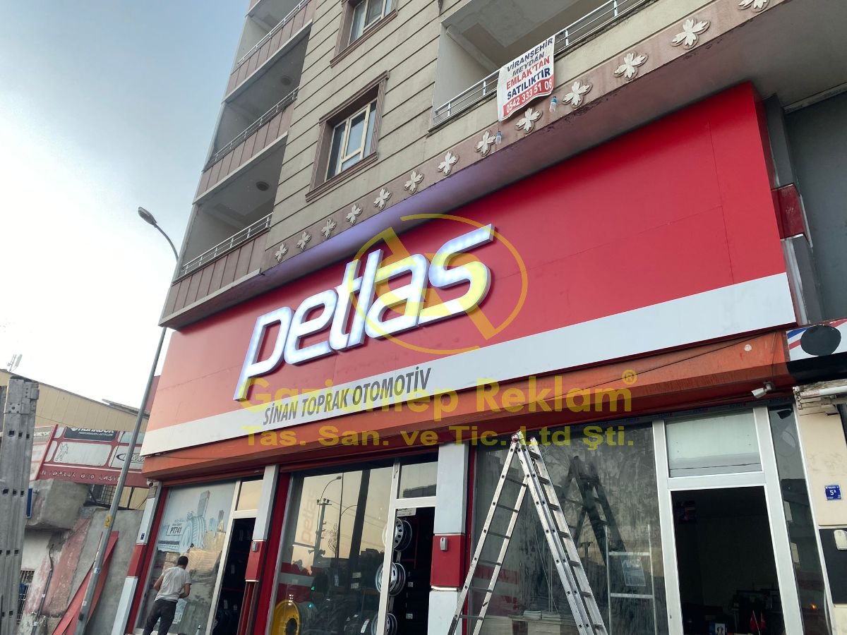 Petlas Kompozit Zemin Işıklı Kutu Harf Tabela