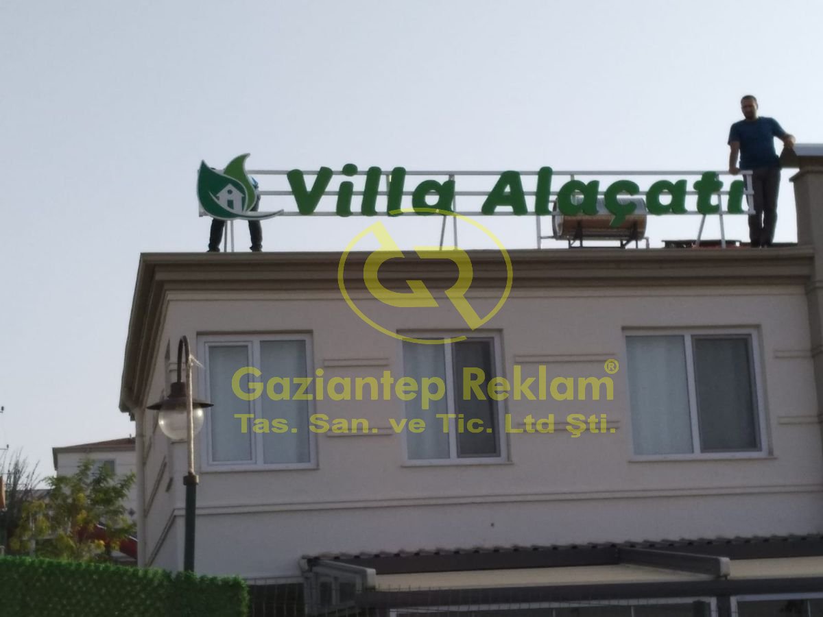 Profesyonel Ayaklı Işıklı Kutu Harf Çatı Tabelası