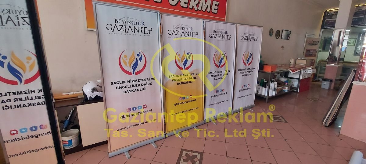Profesyonel Hızlı Kurulum Roll-Up Tanıtım Standları