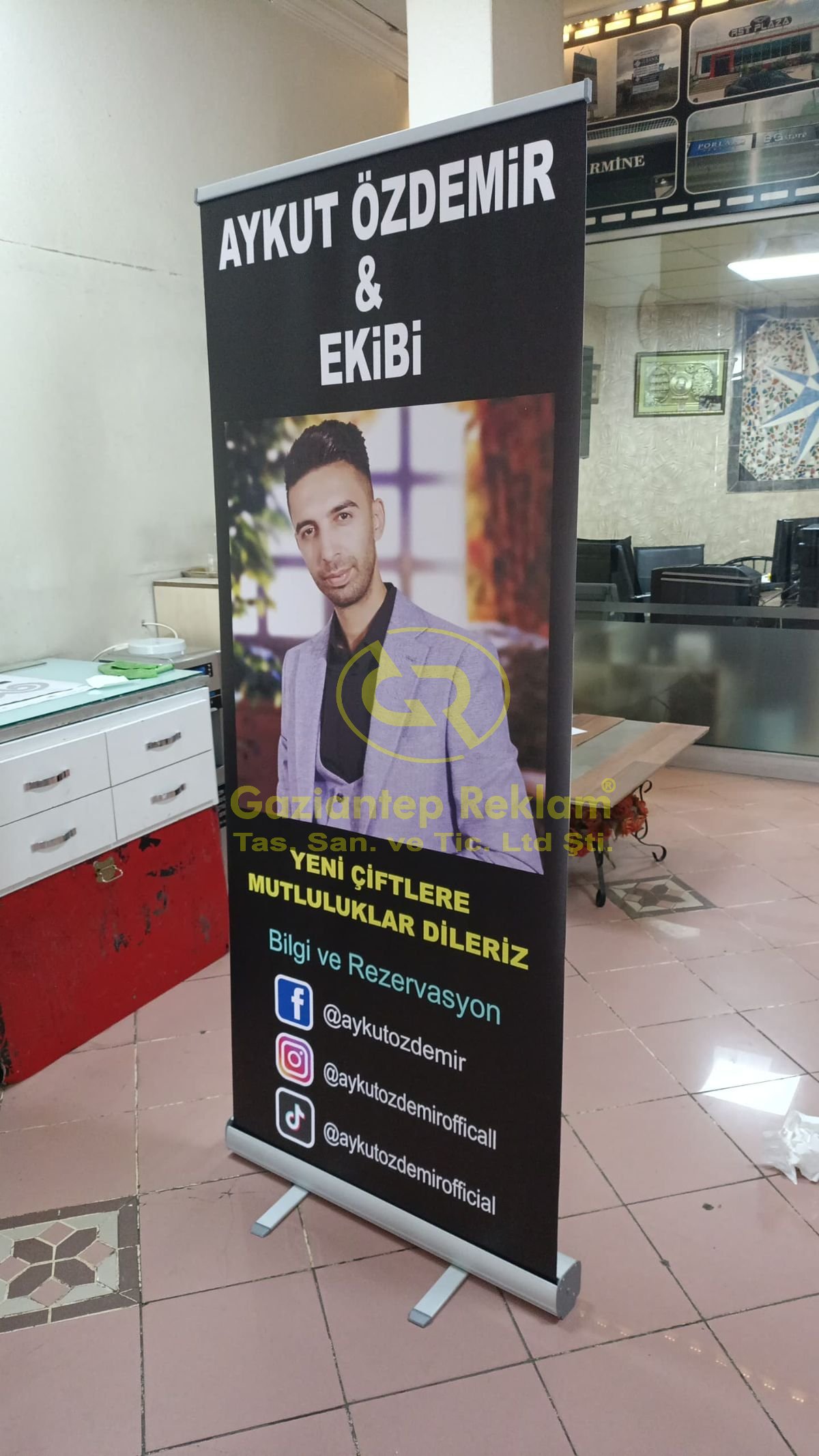 Taşınabilir Profesyonel Kaliteli Baskı Roll-Up Banner