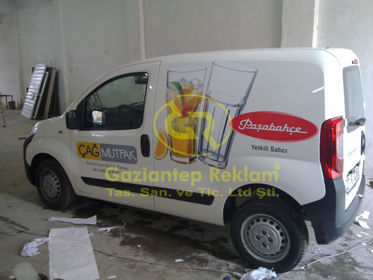 Ticari Araç Dijital Baskı Folyo Kaplama Reklamı