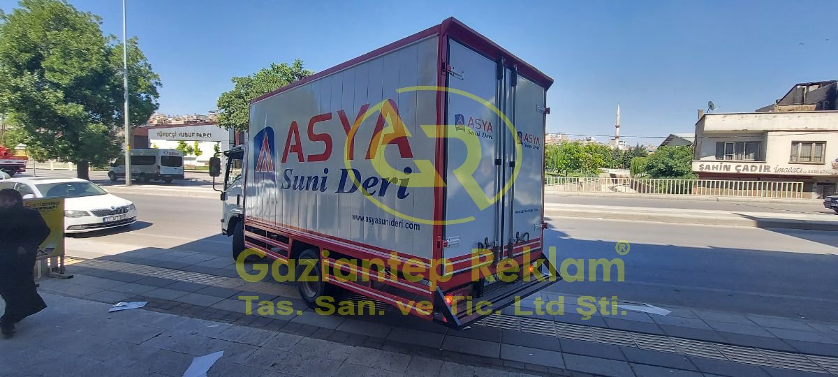 Ticari Araç Kaplama:  Reklam Çözümleri