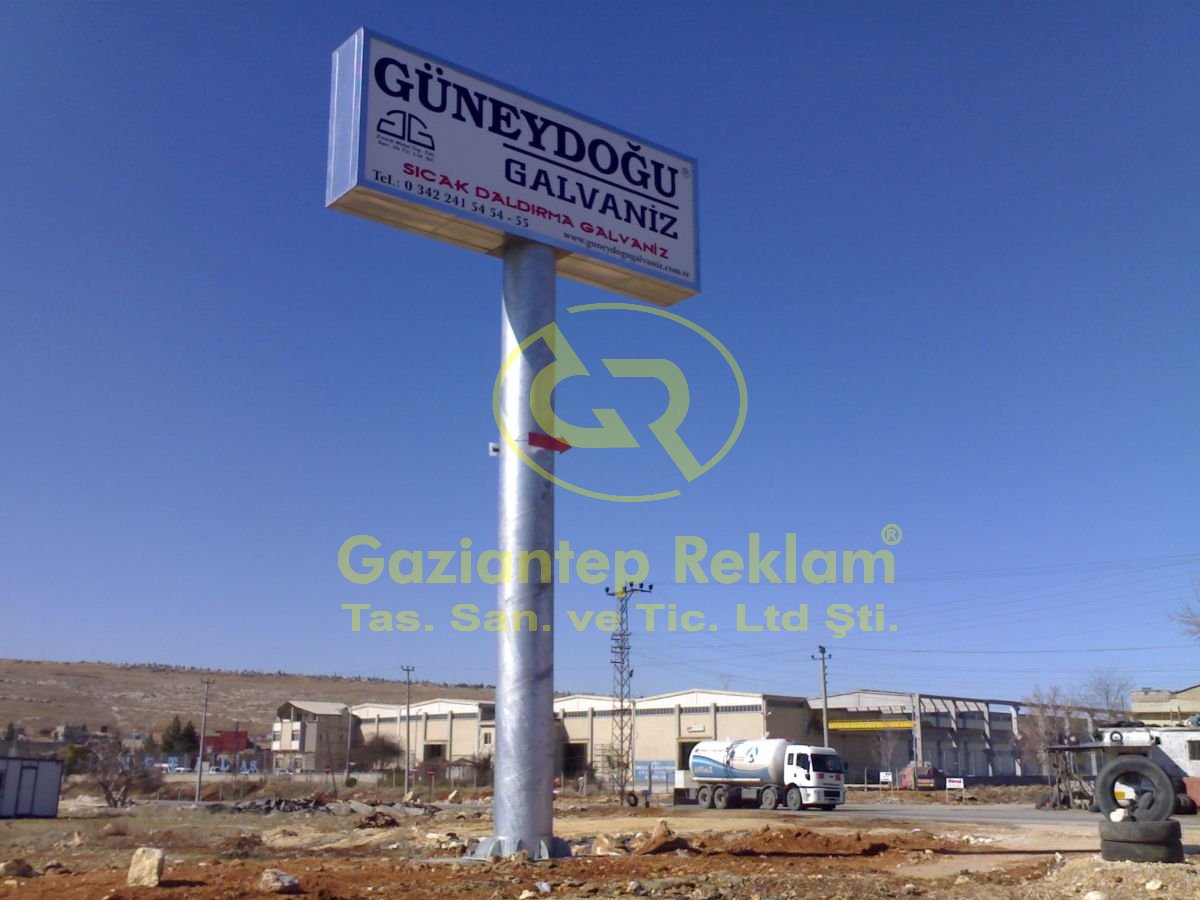 Uzun Ömürlü Galvaniz Direkli Işıklı Totem Tabela