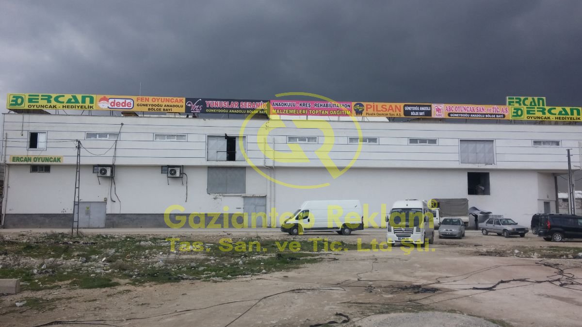 Uzun Ömürlü Işıklı Germe Çatı Tabelası