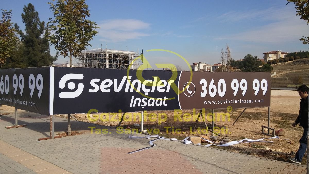 Uzun Ömürlü Vinil Germe İnşaat Tanıtım Tabelası