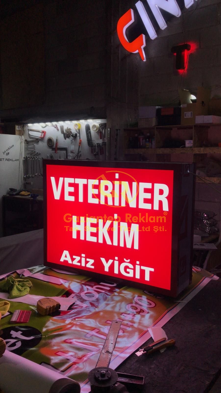 Veteriner Hekim Aziz Yiğit Işıklı Fener Tabela