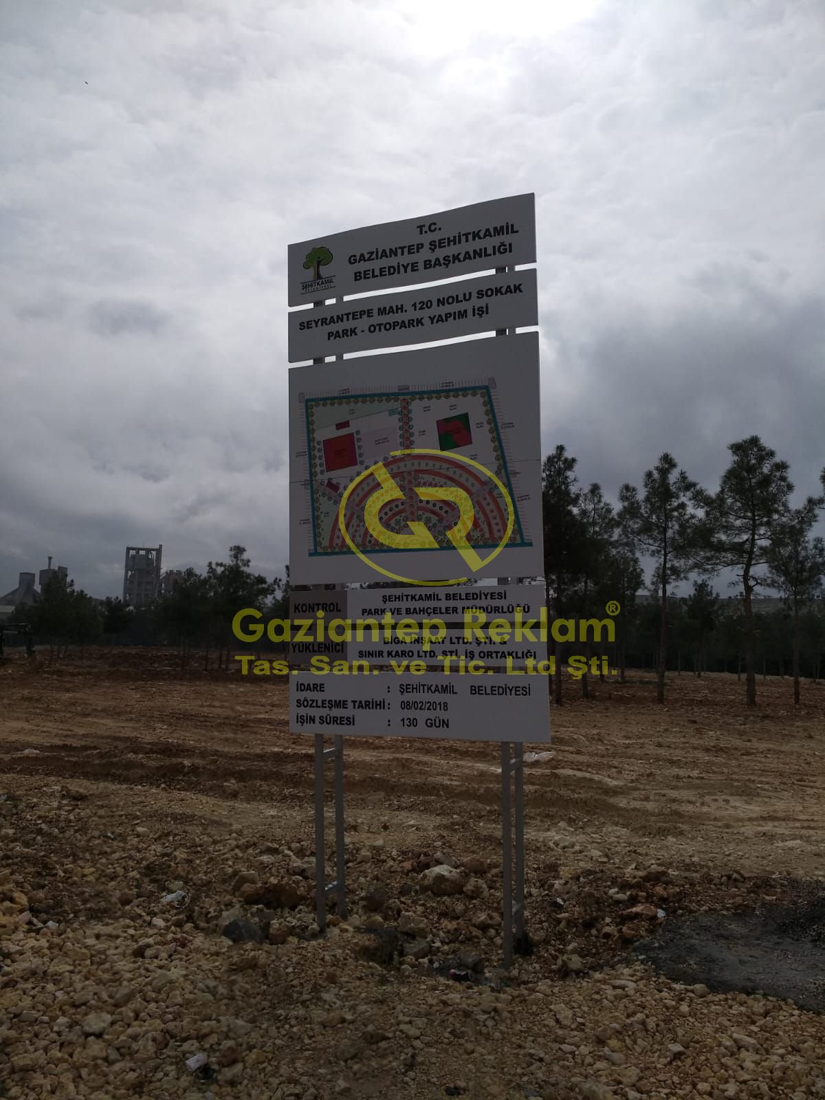 Yönetmeliklere Uygun Profesyonel İnşaat Şantiye Tabelası