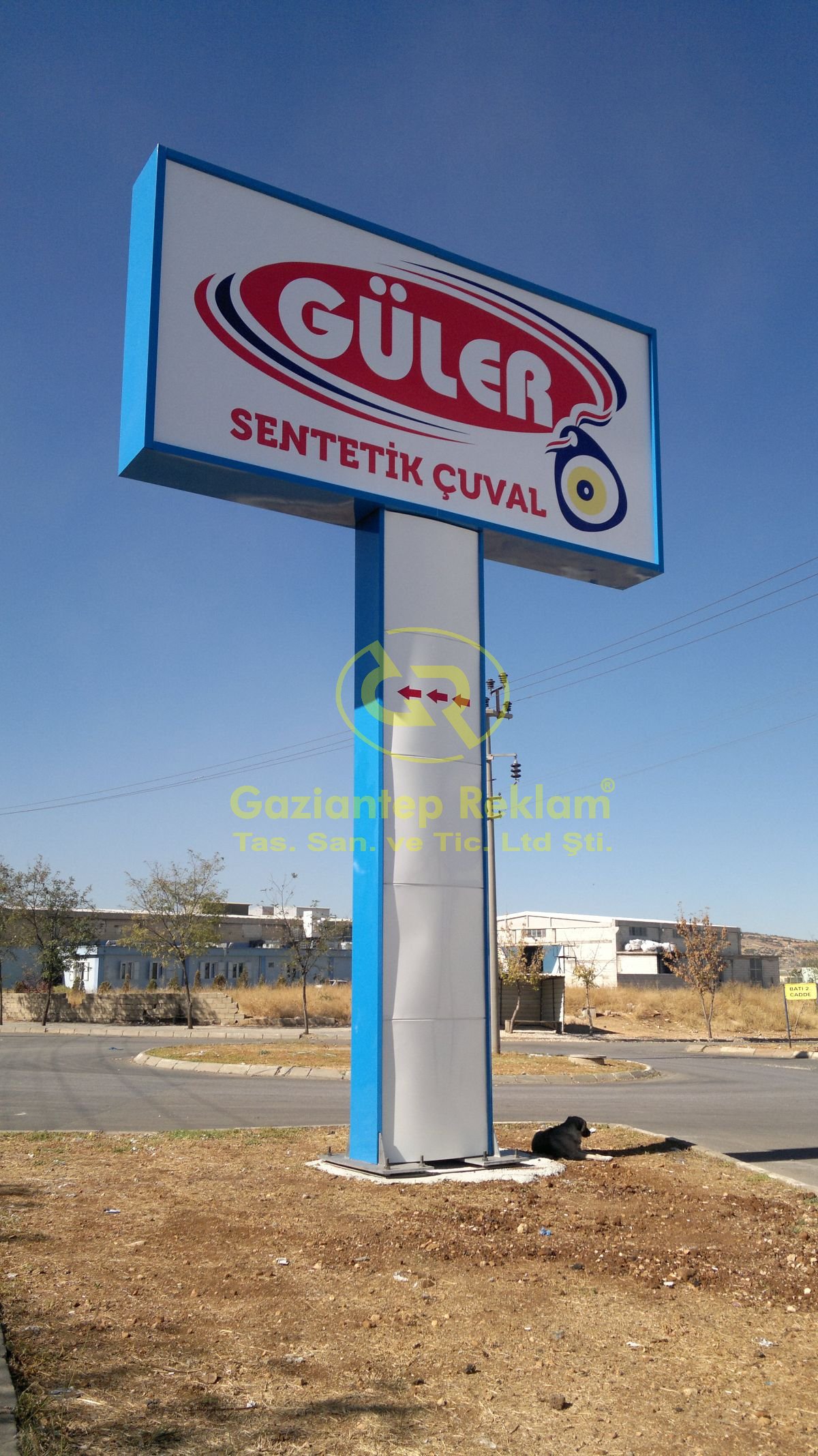 Yüksek Görünürlü Kompozit Kaplamalı Işıklı Totem Tabela