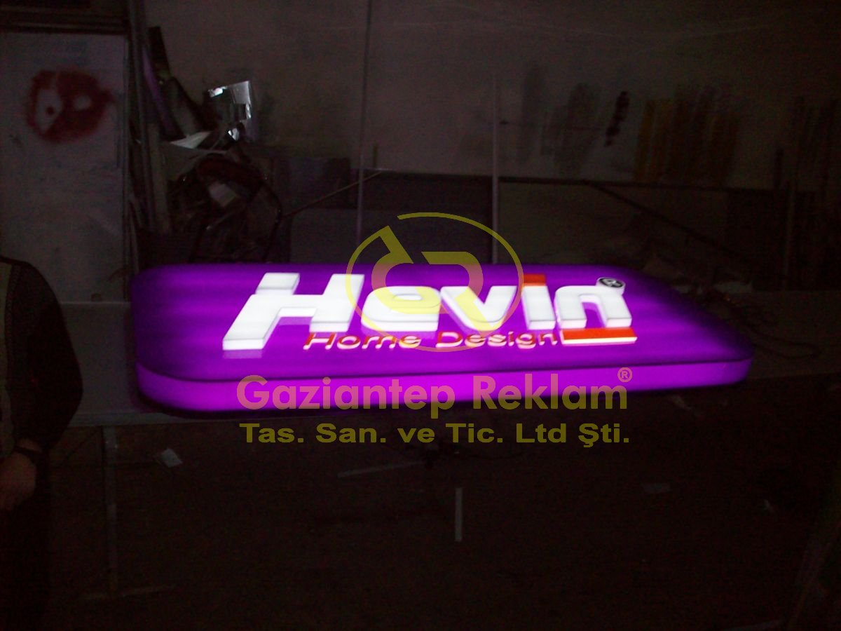 Yüksek Görünürlüklü Işıklı Pleksi Kutu Harf Tabela