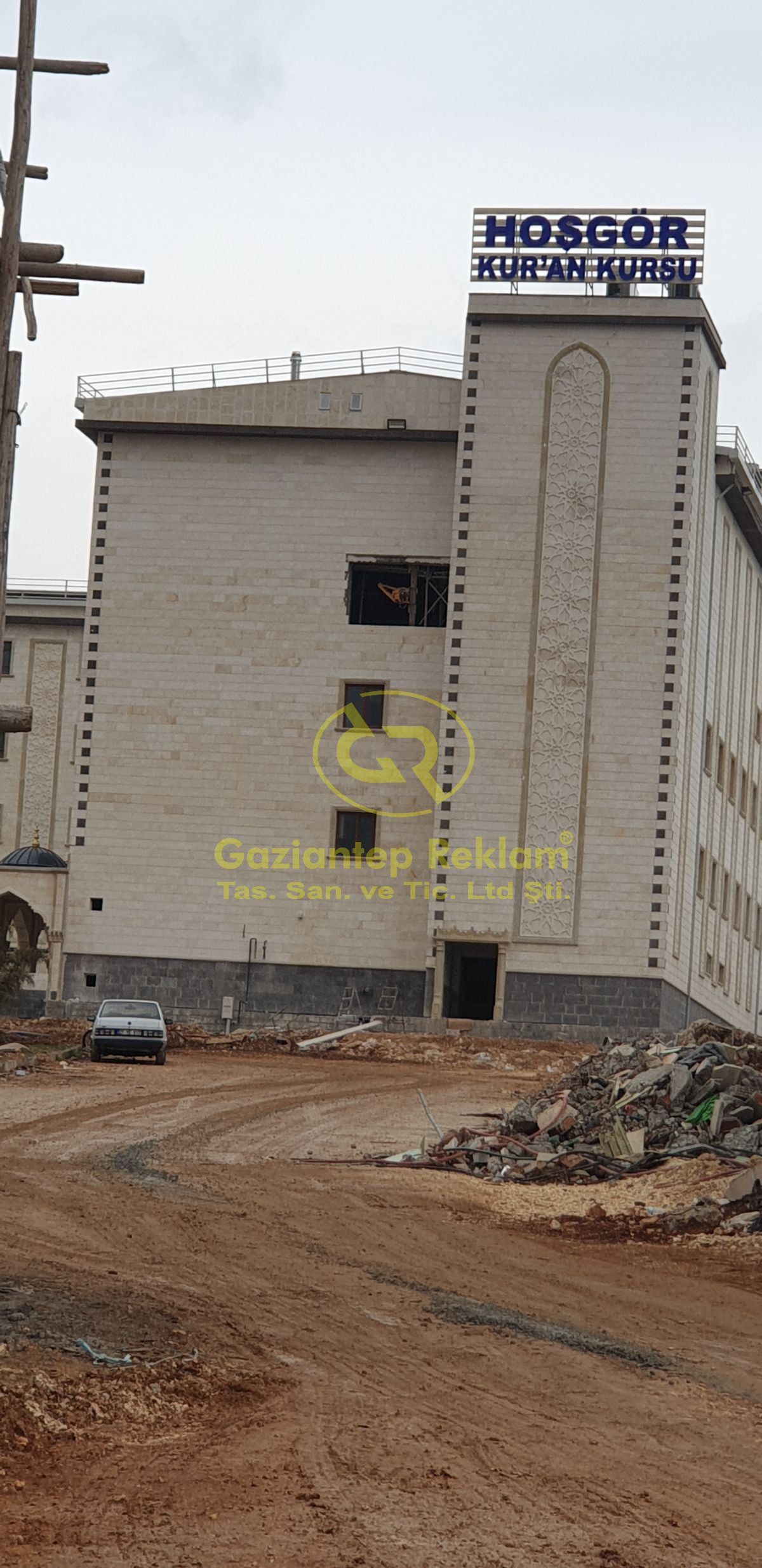 Yüksekte Profesyonel Montaj Işıklı Kutu Harf Tabela