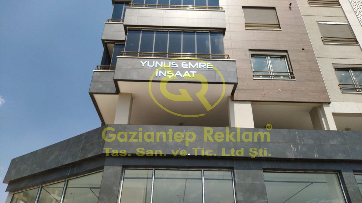 Yunus Emre İnşaat Ters Işıklı Pleksi Kutu Harf Tabela